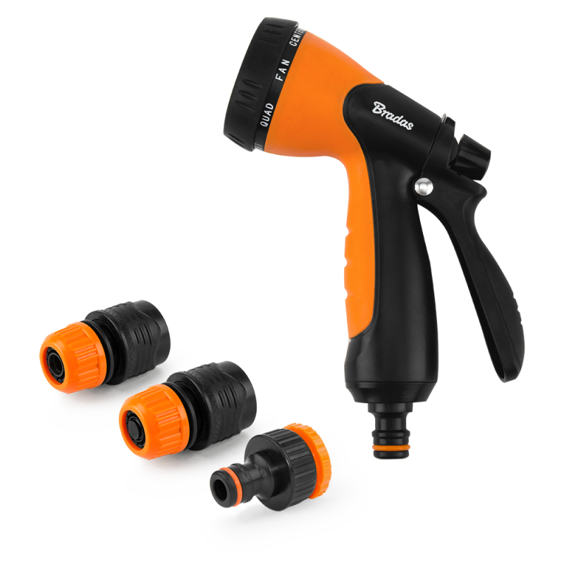 3-laagse Bradas Carat tuinslang met accessoires, ideaal voor tuinonderhoud en bewatering.