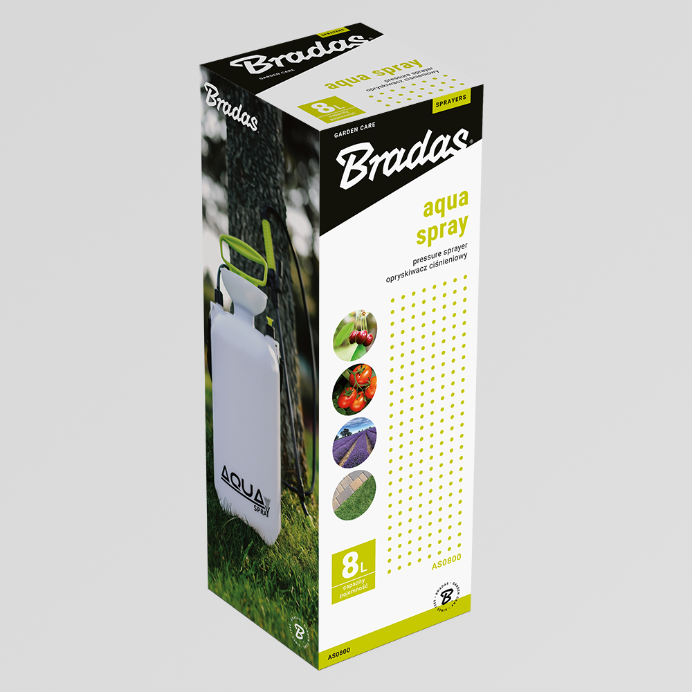 Bradas AQUA SPRAY 8L drukspuit in gebruik voor onkruidbestrijding en plantverzorging.