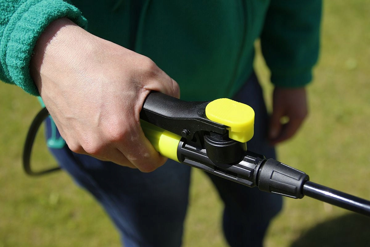 Ergonomische Bradas rugspuit 16 liter voor tuin en landbouw