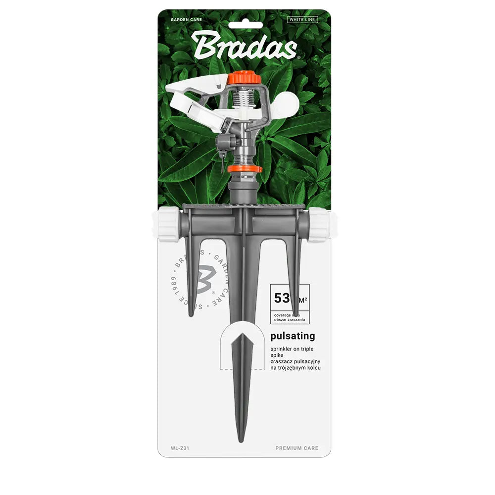 Detail van Bradas WHITE LINE TRITON Pulsatiesproeier met verstelbare waterstroom en stabiele spike.